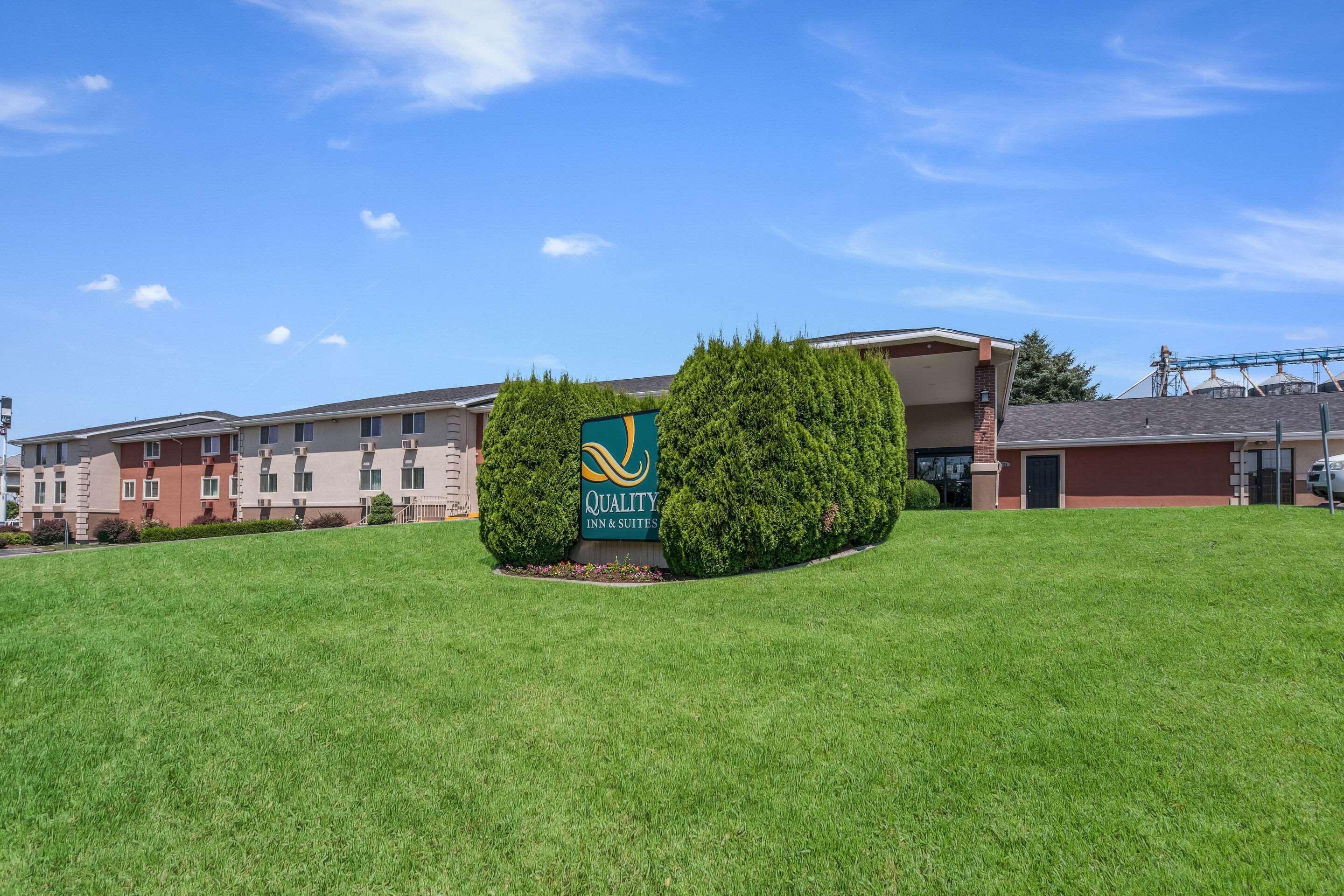 Quality Inn & Suites Downtown Walla Walla Exterior photo